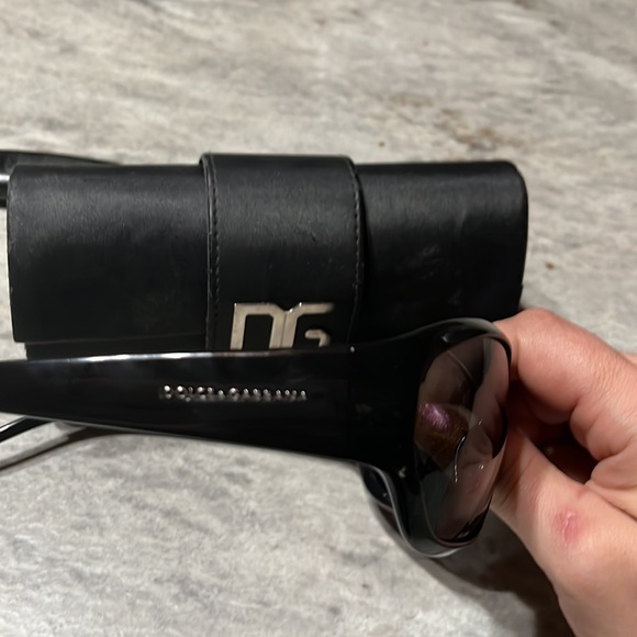 Dolce & Gabbana DG Sunglasses - Picture 2 of 3